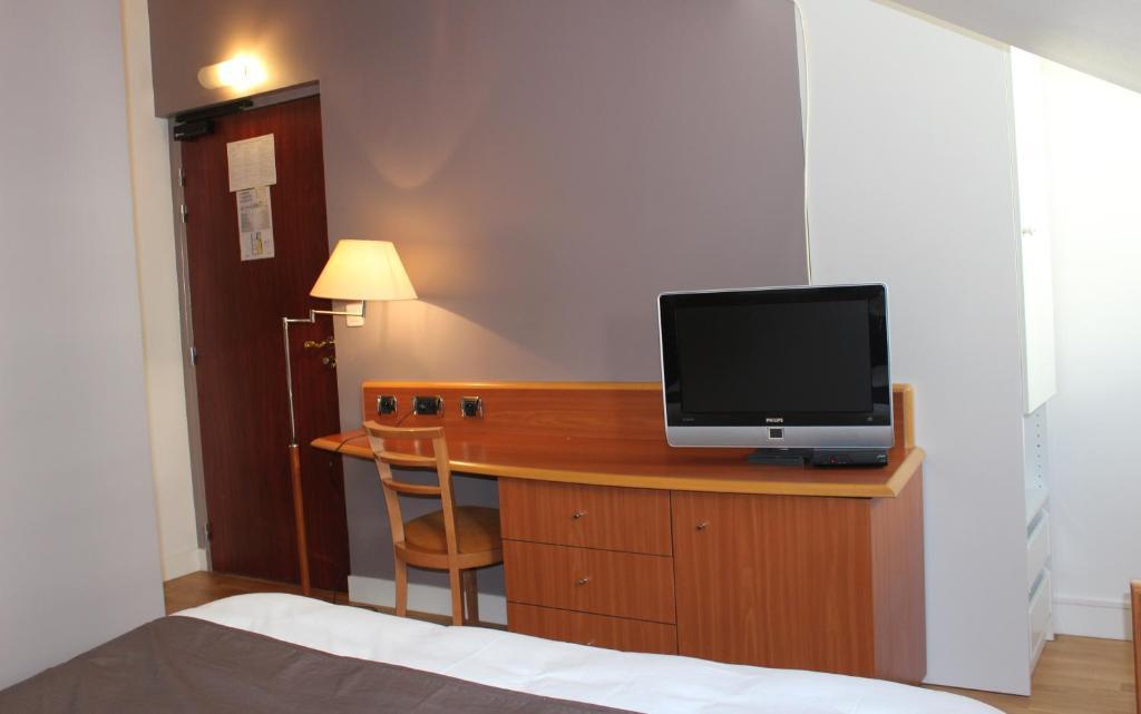Hotel Metropolitain Paris Room photo